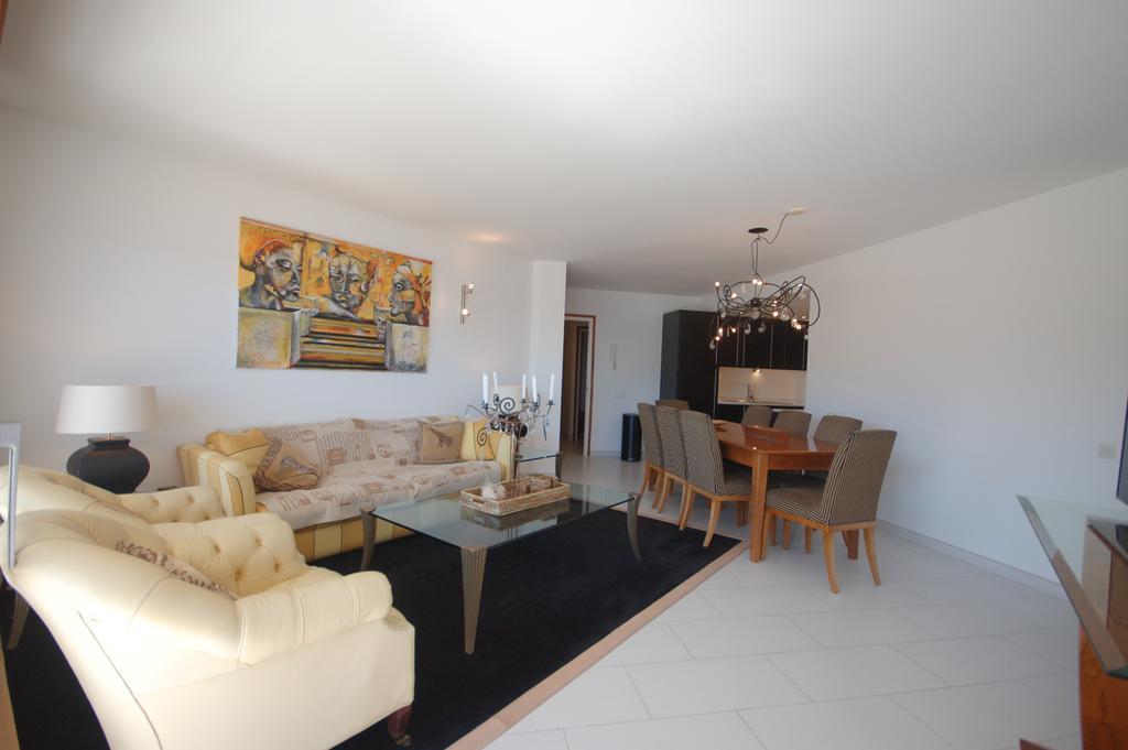 Lets Holidays Tossa De Mar Beach Apartment Exterior photo